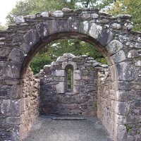 Glendalough4-Kostel_Reefert