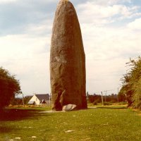 menhir_champ_dolent